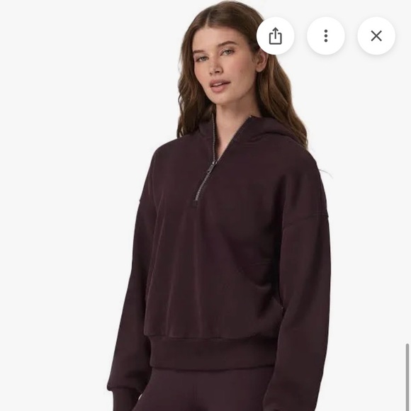 Vuori Tops - NWT Vuori Raisin Relaxed Restore Half-Zip Hoodie